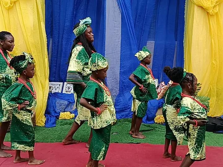 Dance troupe